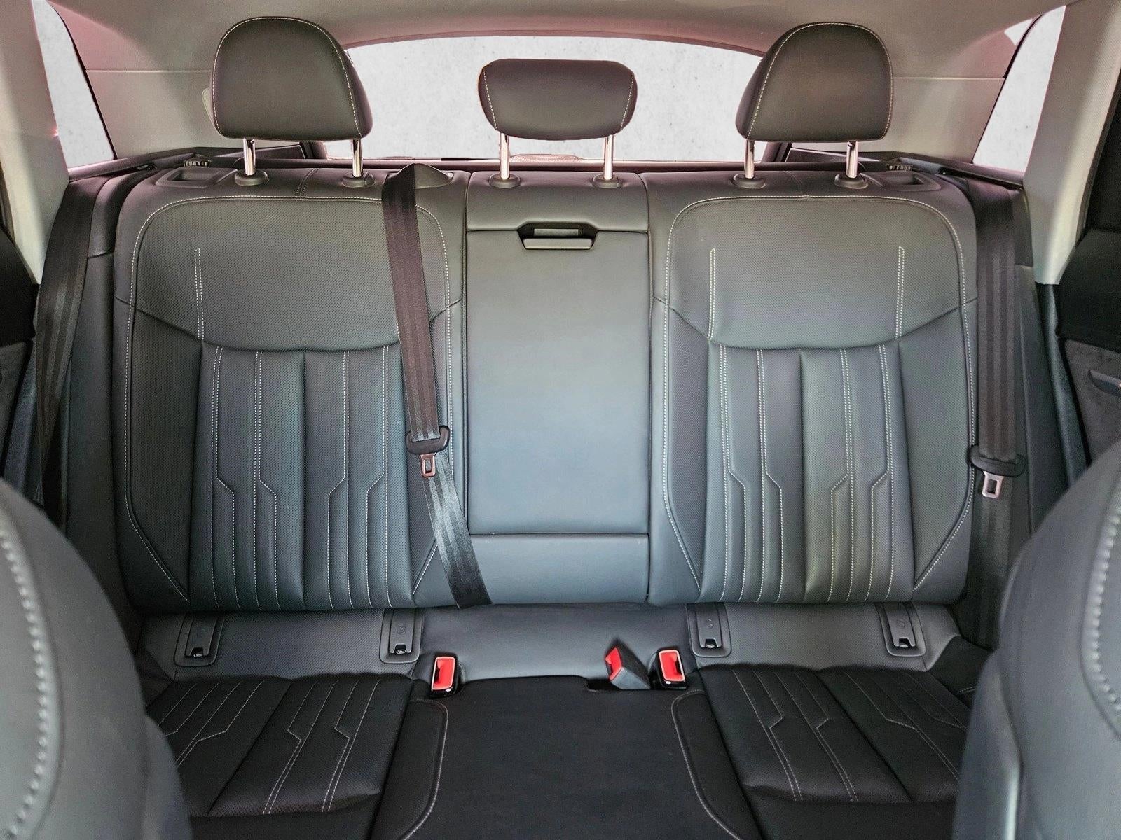 2019 Audi e-tron Prestige quattro