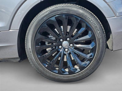 2019 Audi e-tron Prestige quattro