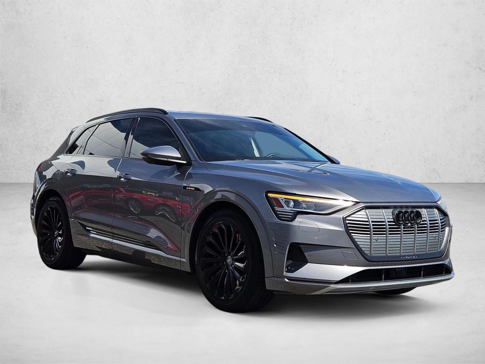 2019 Audi e-tron Prestige quattro