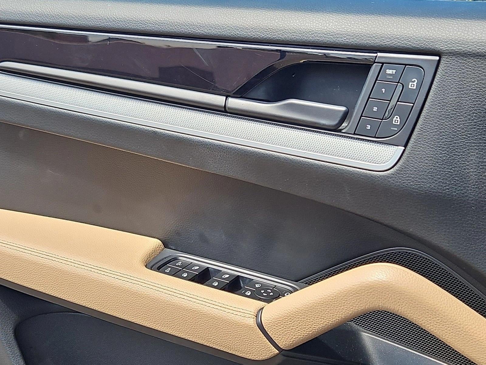 2024 Porsche Cayenne AWD