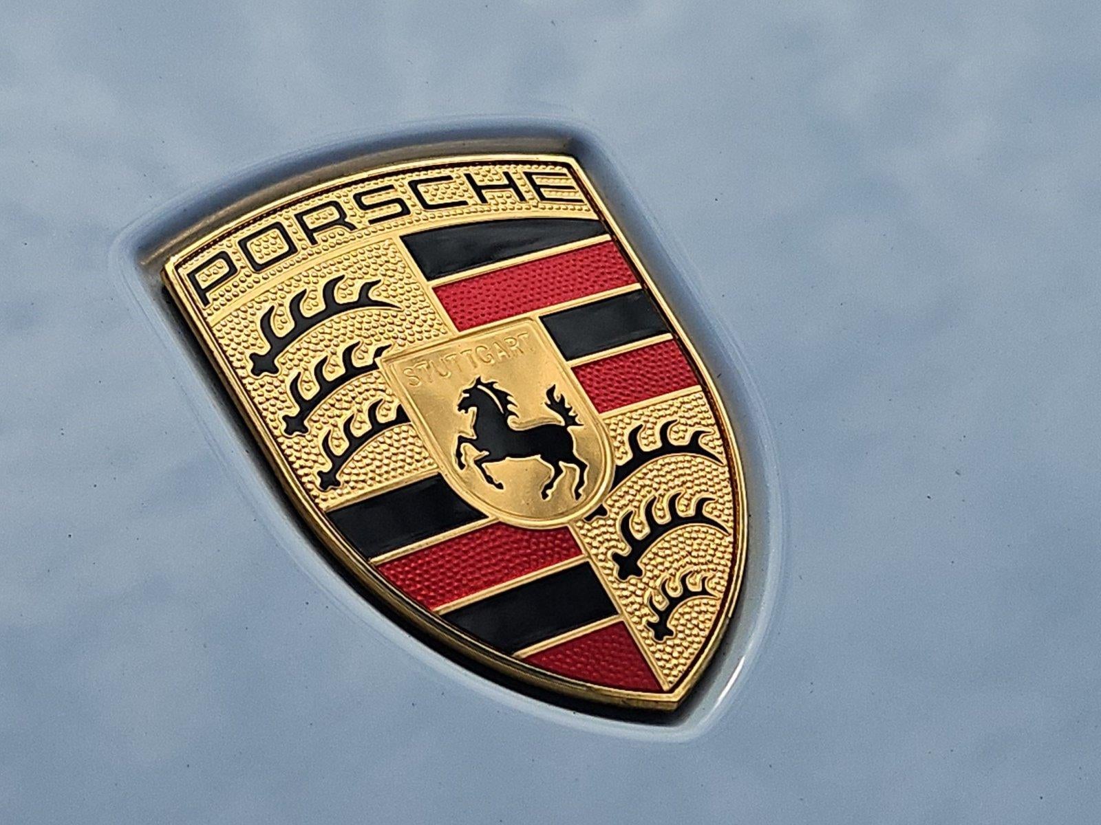 2024 Porsche Cayenne AWD