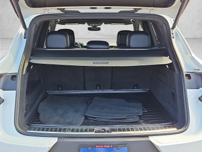 2024 Porsche Cayenne AWD