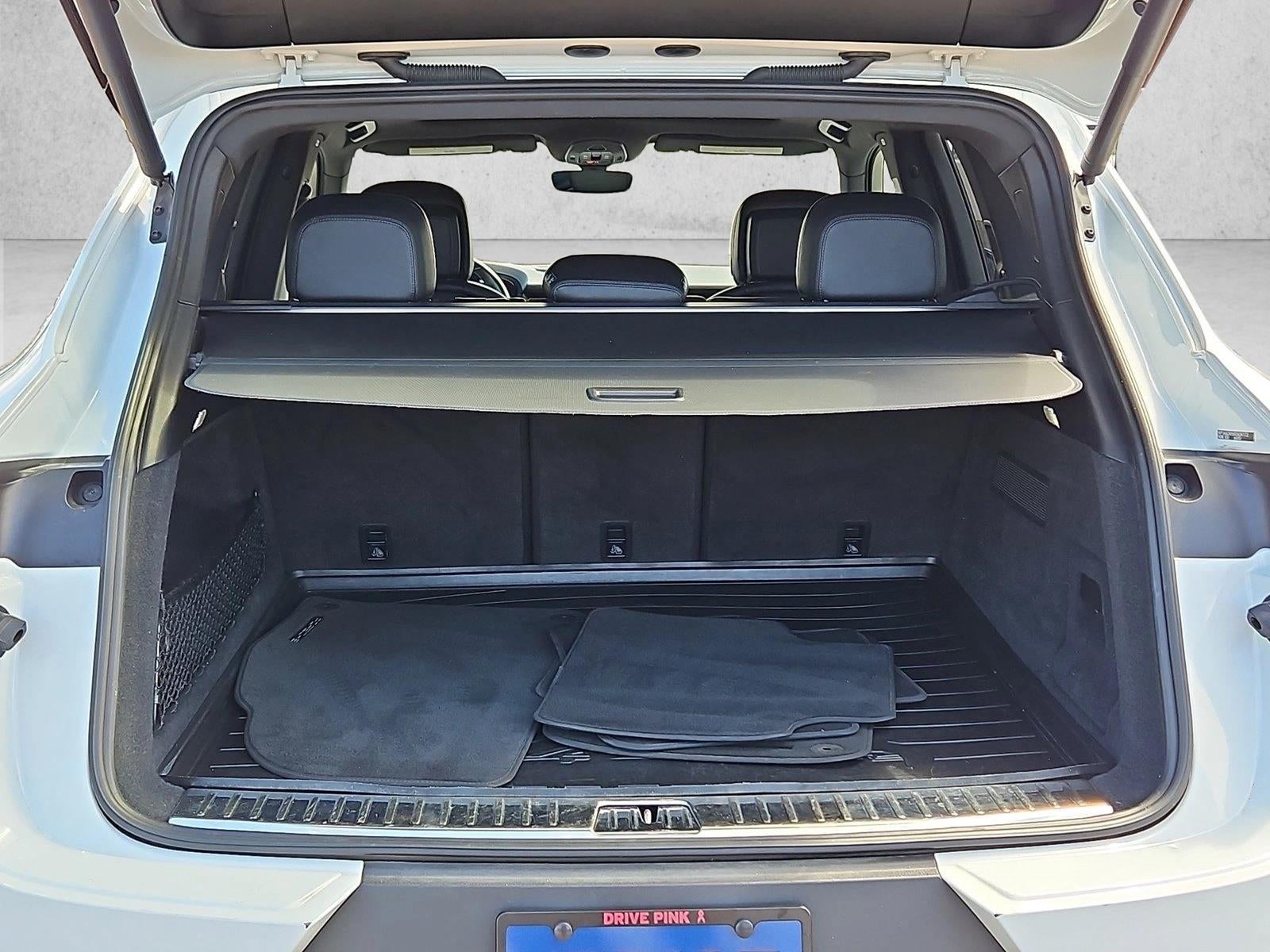 2024 Porsche Cayenne AWD