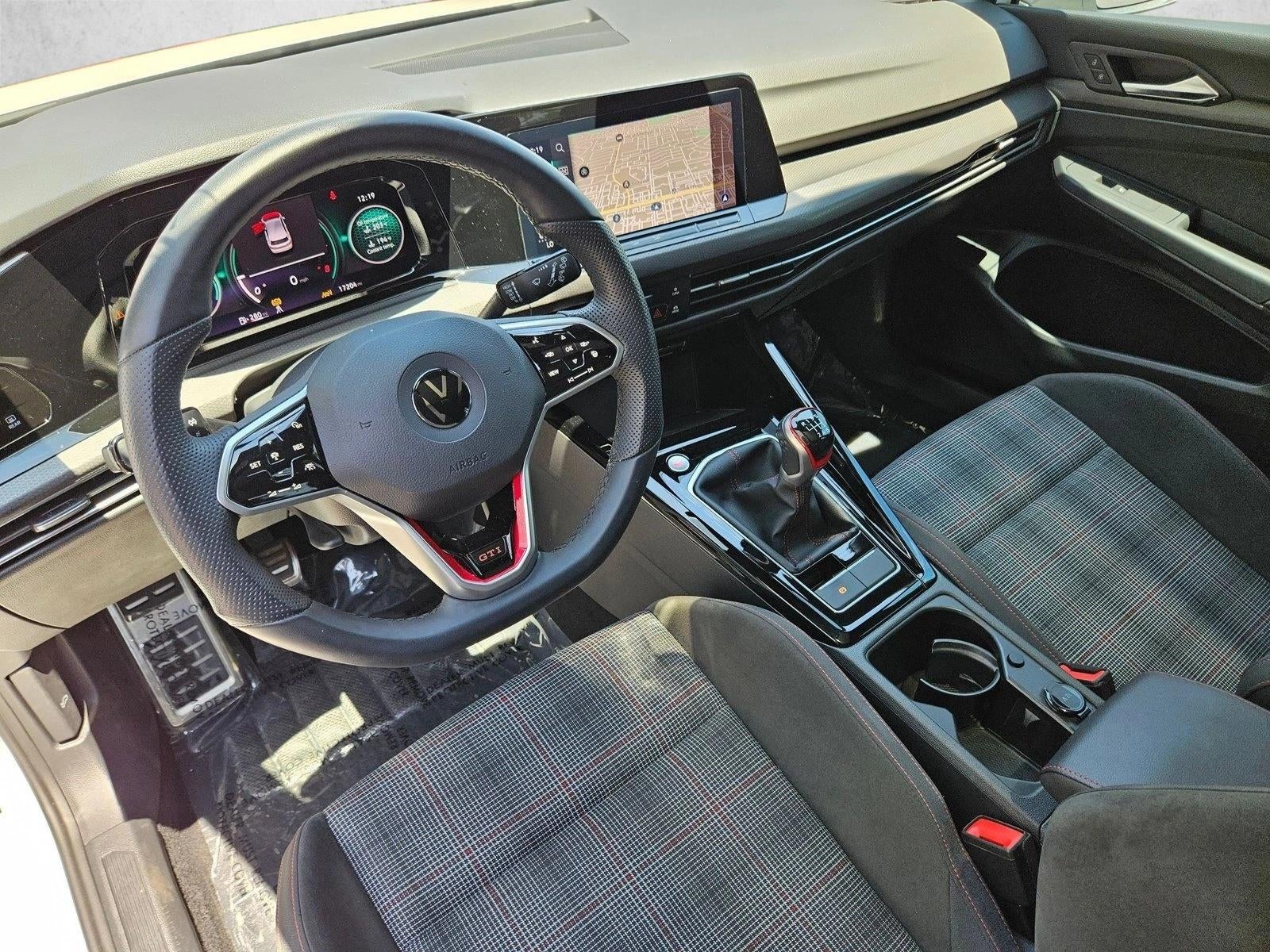 2023 Volkswagen Golf GTI 2.0T SE Manual