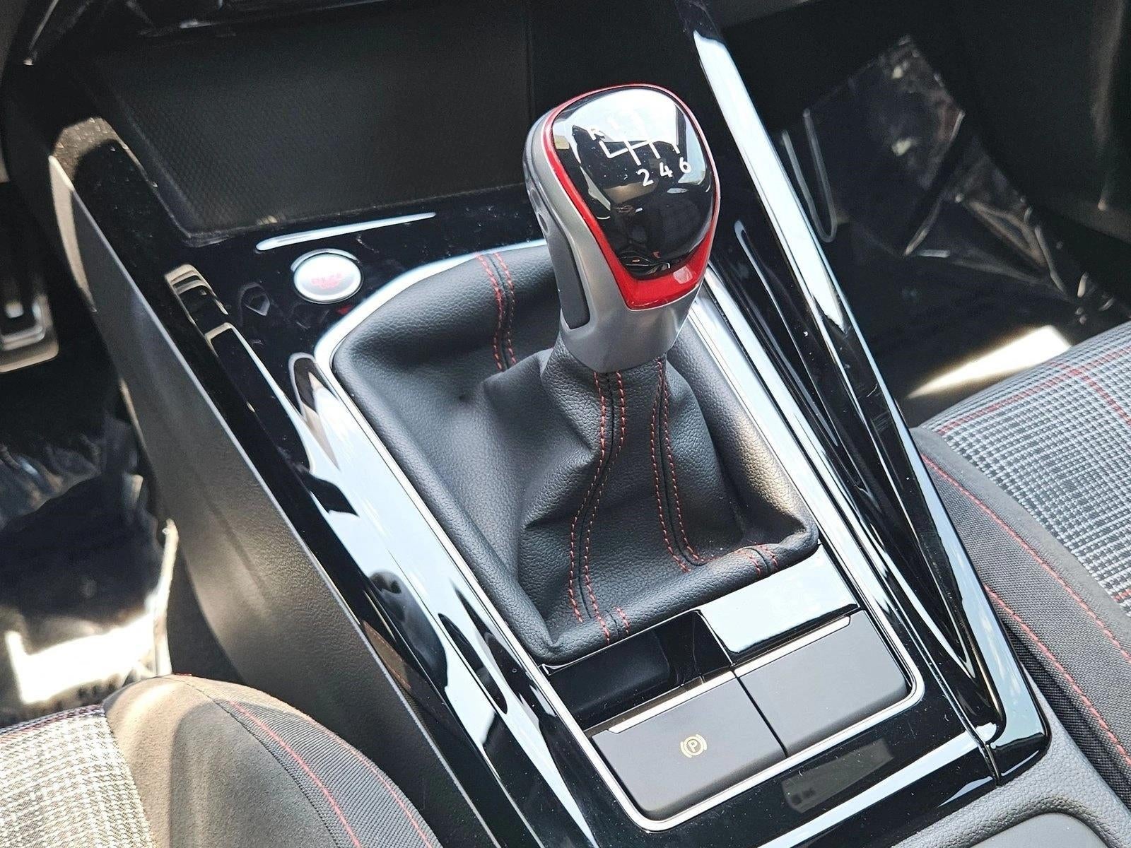 2023 Volkswagen Golf GTI 2.0T SE Manual