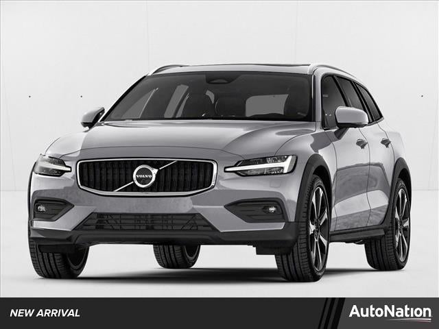 2026 Volvo V60 Cross Country B5 AWD Plus