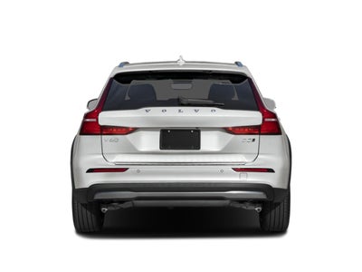 2026 Volvo V60 Cross Country B5 AWD Plus