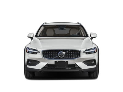 2026 Volvo V60 Cross Country B5 AWD Plus