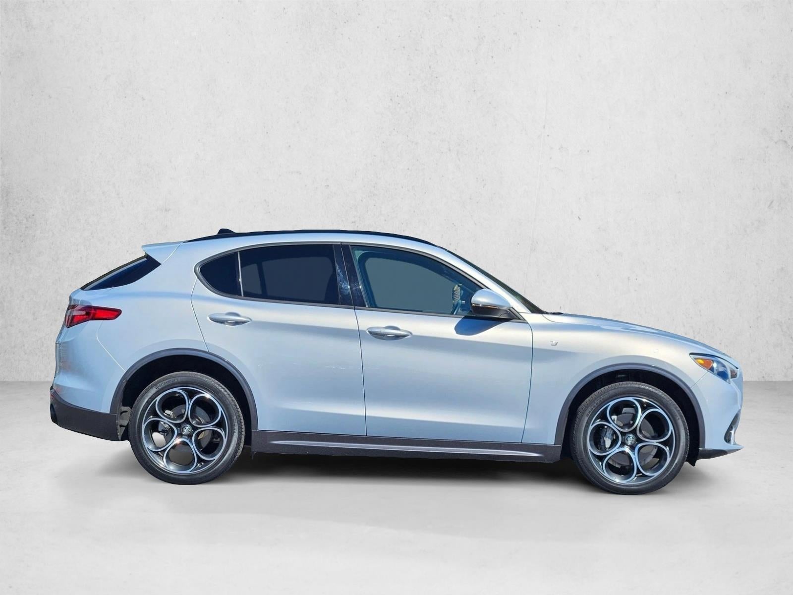 2022 Alfa Romeo Stelvio Ti AWD